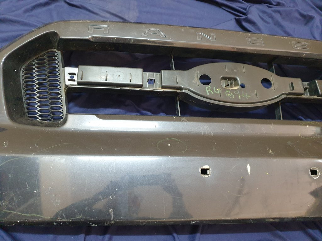 Ford Ranger Radiator Grille - Broken brackets, chips, scratches