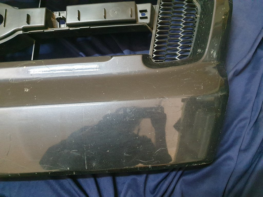 Ford Ranger Radiator Grille - Broken brackets, chips, scratches