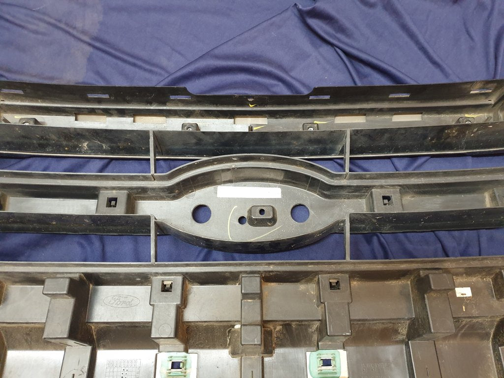 Ford Ranger Radiator Grille - Broken brackets, chips, scratches