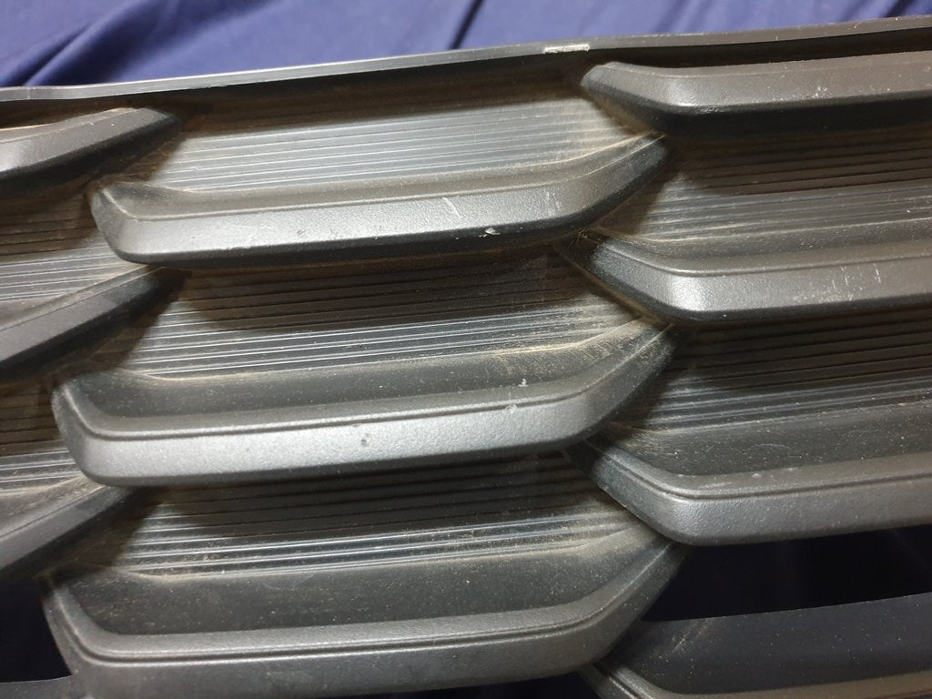 KIA Seltos Radiator Grille - Wear and Tear, Small scratches