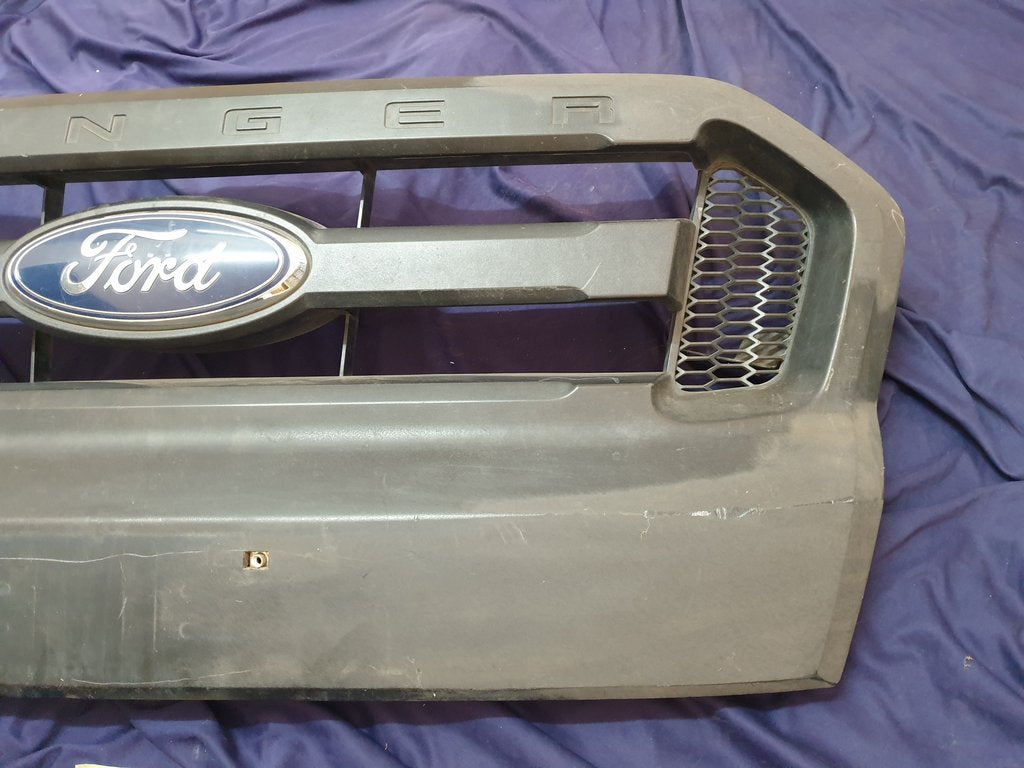 Ford Ranger Radiator Grille - Wear and Tear