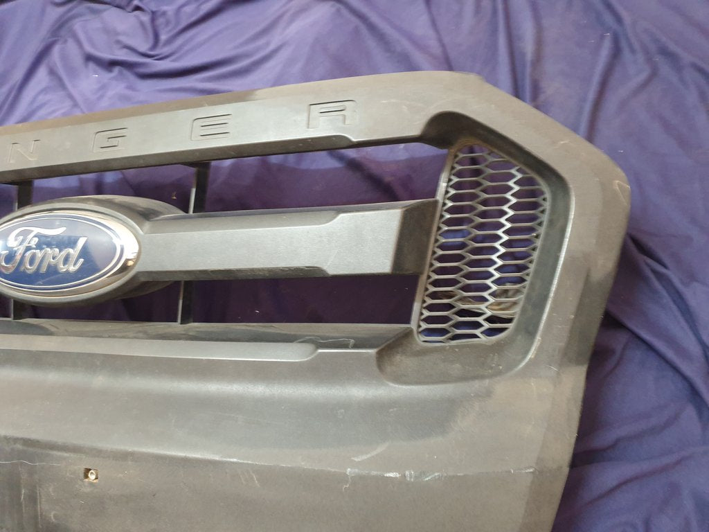 Ford Ranger Radiator Grille - Wear and Tear