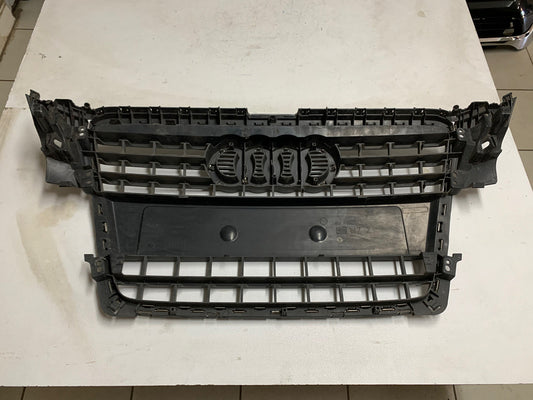 Audi A4 2010, 2011, 2012, 2013, 2014, 2015 Radiator Grille Assy with Emblem/Badge