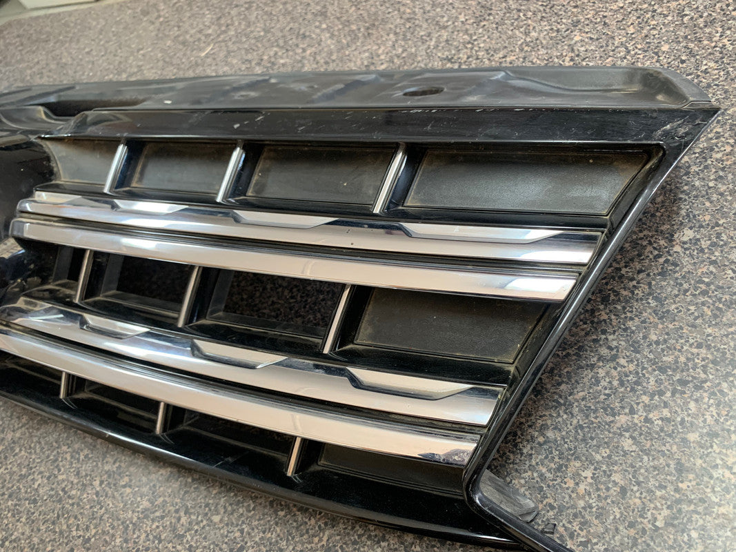 Volkswagen Amarok 2018 Radiator Grille Assy with Emblem/Badge