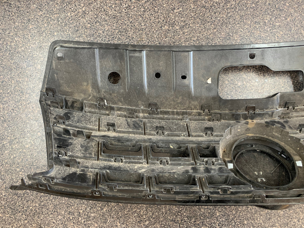 Volkswagen Amarok 2018 Radiator Grille Assy with Emblem/Badge