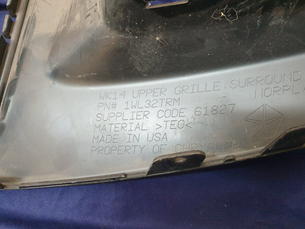 Jeep Grand Cherokee Front Bumper Grille Surround