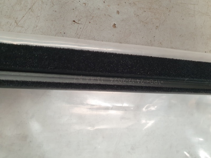 Original New Suzuki Swift Left Front Door Glass Outer Weather Strip Seal Moulding