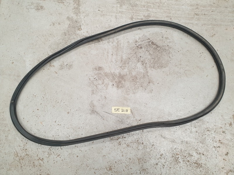 Original Used Volkswagen Polo Right Rear Door Surrounding Rubber