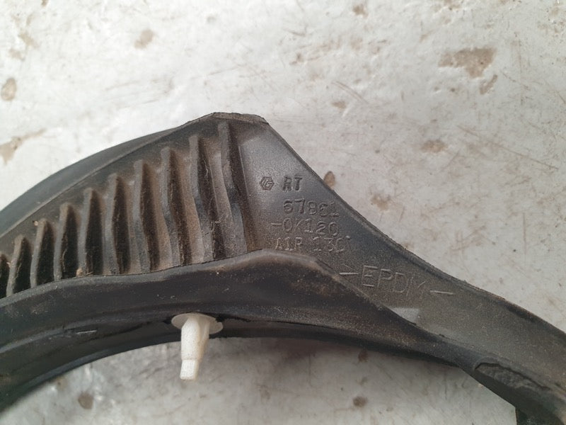 Original Used Toyota Hilux Right Front Door Weather Strip