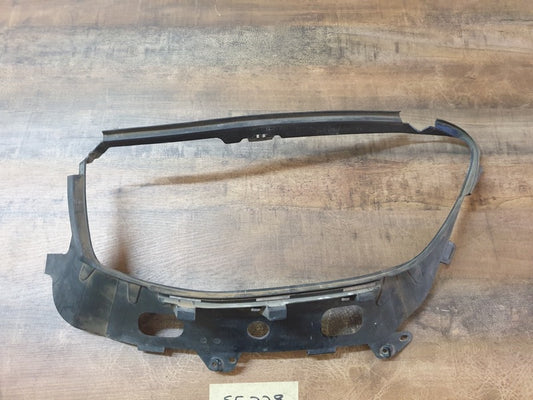 Original Used Mercedes-Benz GLC W253 Left Front Headlight Surrounding Rubber