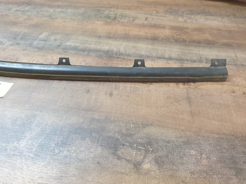 Original Used Mercedes-Benz C-Class W204 Bonnet Rubber