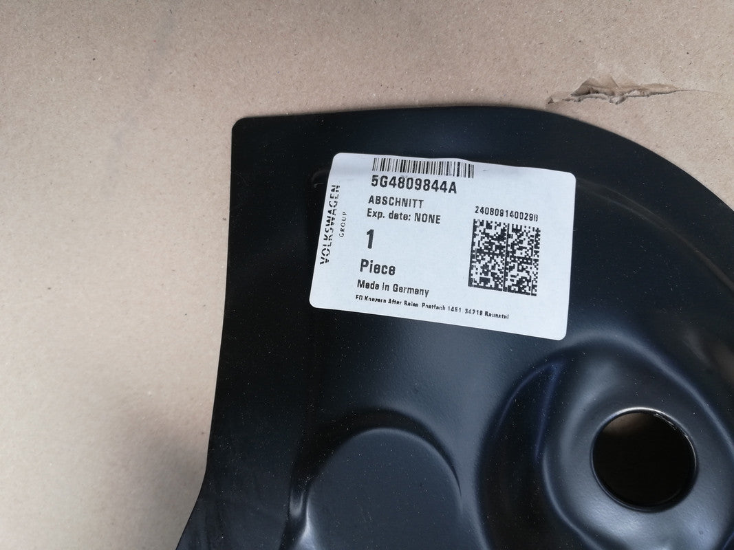 Volkswagen Golf 7 2017 Right Side Frame Panel