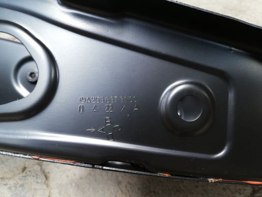 Mercedes-Benz GLC W253, 250 D 2019 Left Front Upper Wheelhouse Support