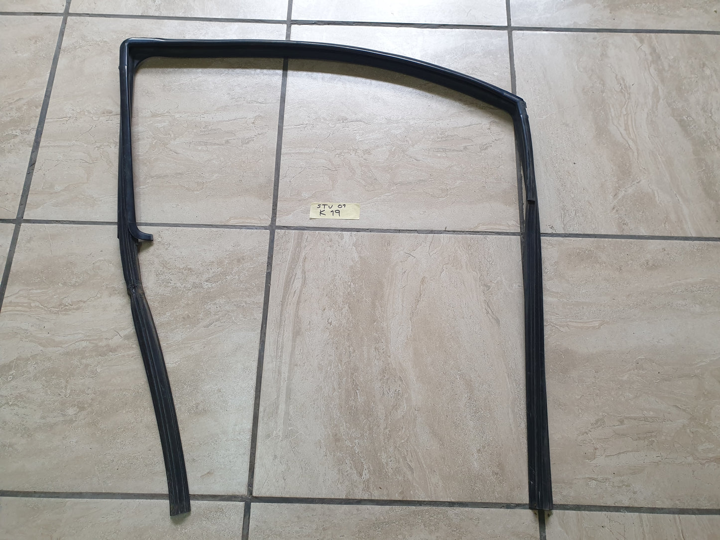 Isuzu D-Max 2021 Original Used Door Components - Slight Damage or Wear and Tear