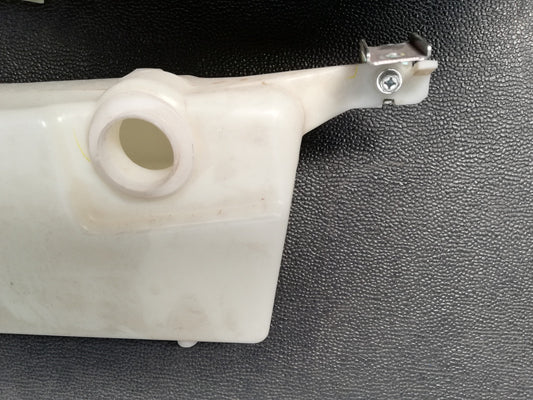 Isuzu KB D-Max Base Model 2020 Water Washer Container/Bottle