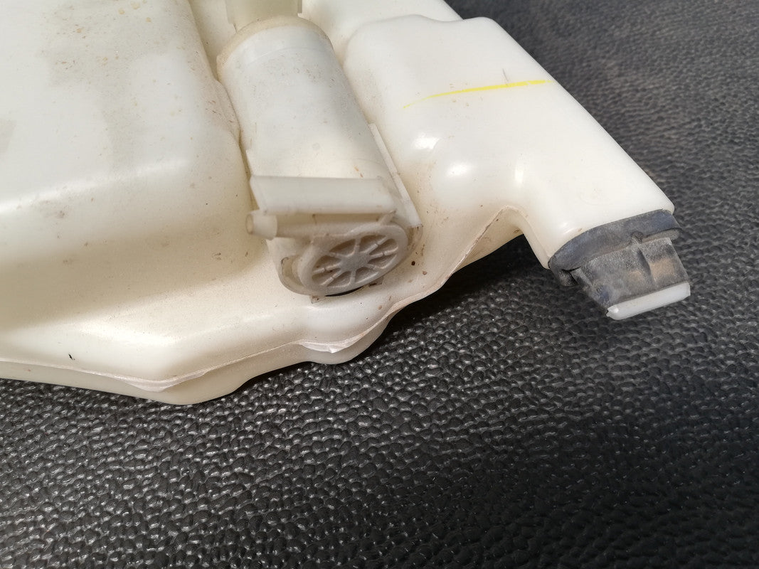 Isuzu KB D-Max Base Model 2020 Water Washer Container/Bottle