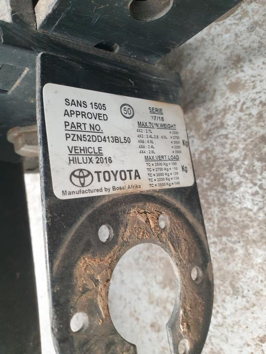 Toyota Hilux 2016 Tow Bar