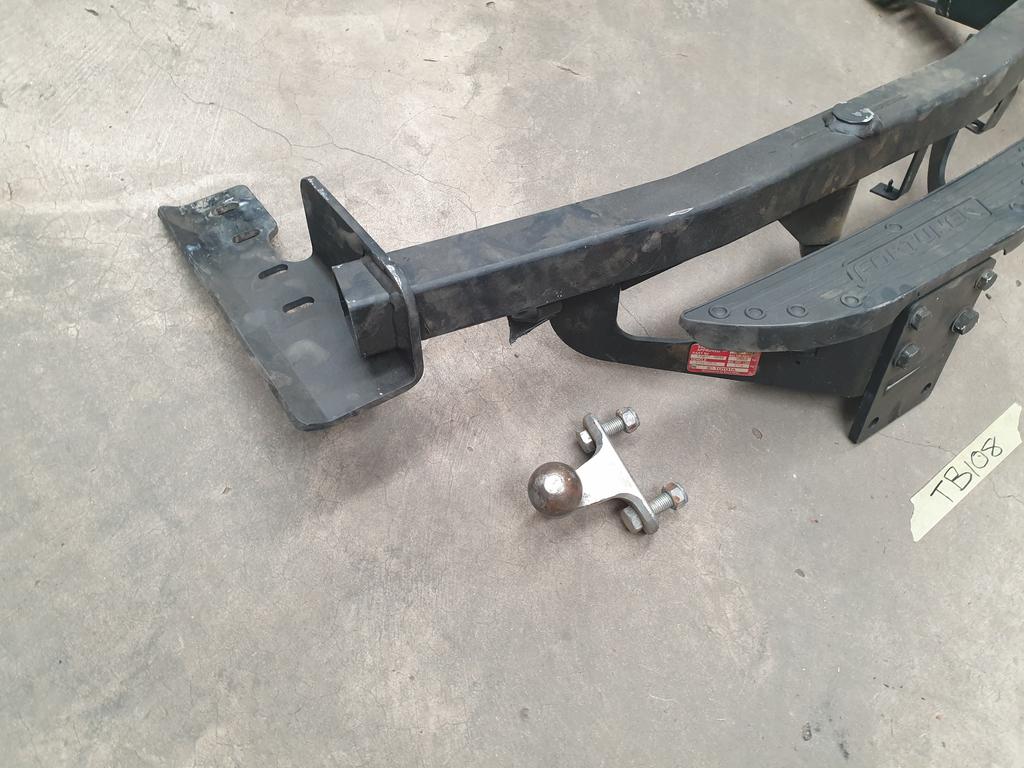 Toyota Fortuner Tow Bar
