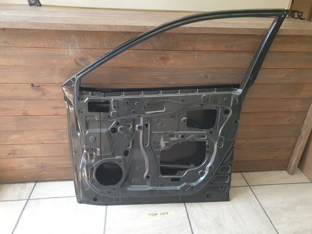 Toyota Corolla Cross 2021, 2022, 2023, 2024 Right Front Driver Door