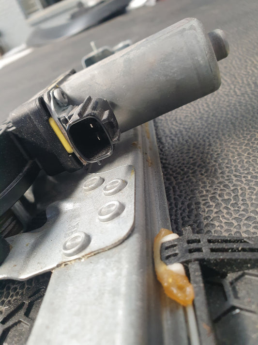 Renault Sandero II 2020 Right Rear Window Lifter