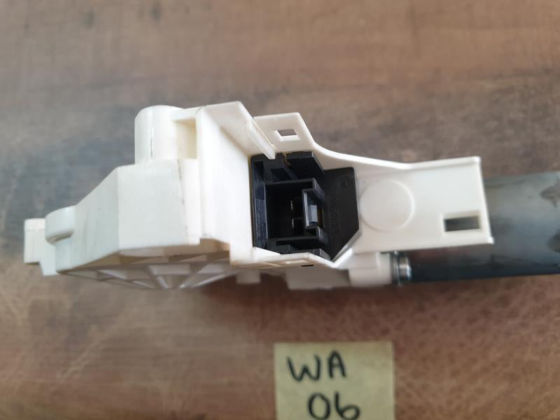 Original Used Audi Q5 Front Left Window Regulator Motor