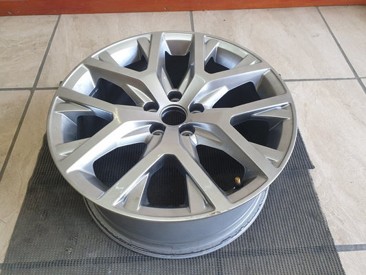Volkswagen Polo 7.5Jx17H2 Aluminium Rim