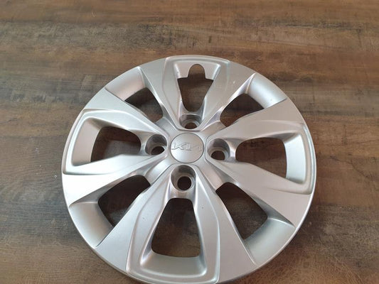 Original Used Kia Pegas Wheel Hub Cover