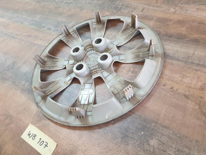Original Used Kia Pegas Wheel Hub Cover