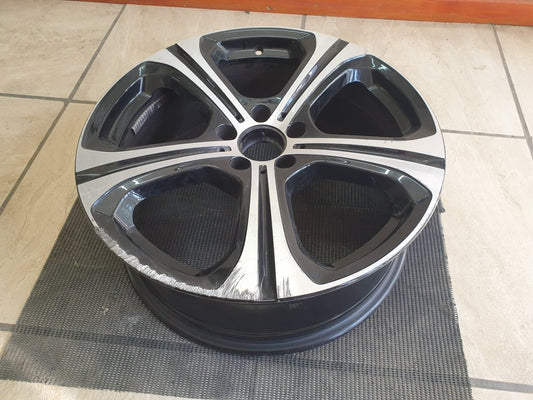 Mercedes-Benz C-Class W206 8.5Jx19H2N Aluminium Rim