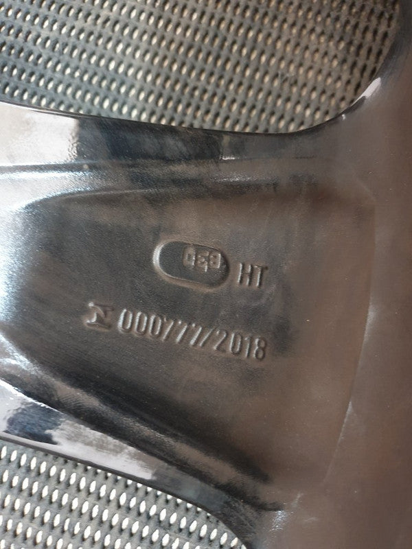 Mercedes-Benz C-Class W206 8.5Jx19H2N Aluminium Rim