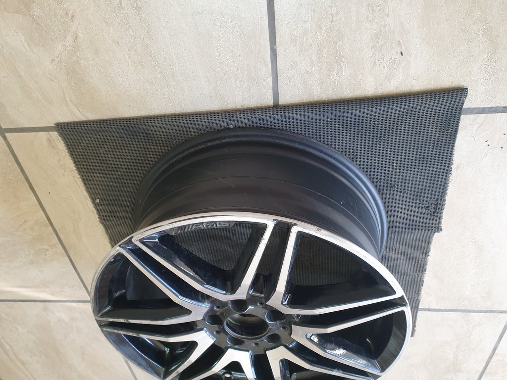 Mercedes-Benz V-Class AMG W447 8Jx19H2 Aluminium Rim