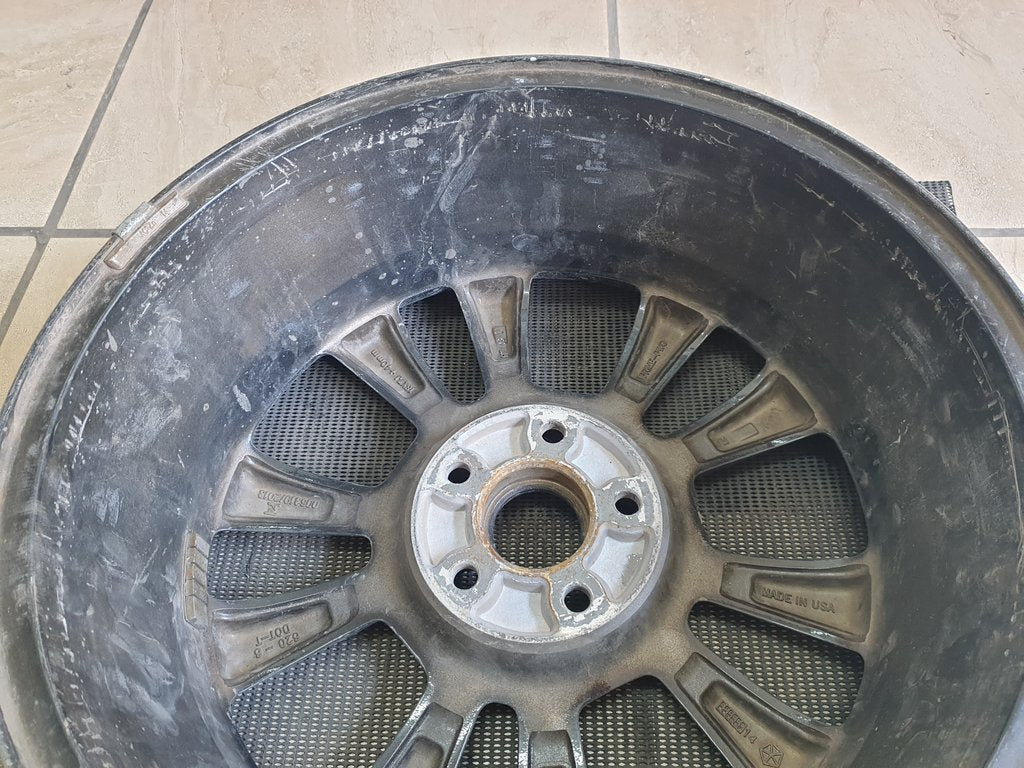 Original Used Jeep Compass 18 Inch Alloy Mag - 18x7J + 40mm