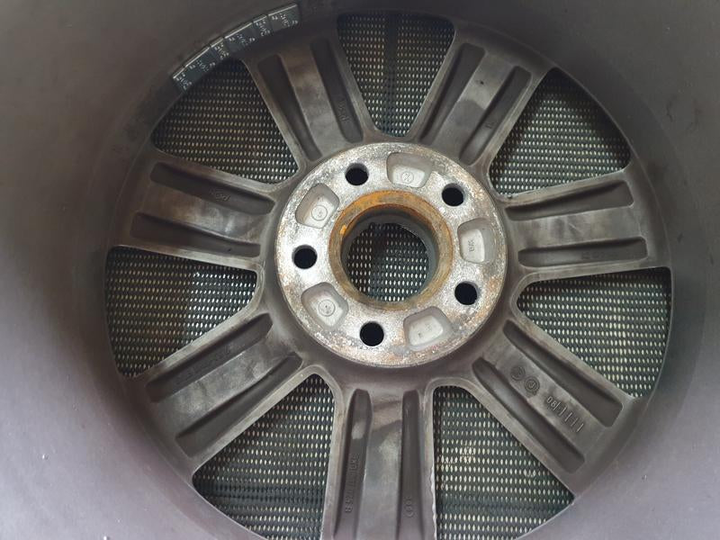 Original Used Audi A4 Quattro 2008 17 Inch Alloy Mag - 7.5Jx17H2 - Professionally Repaired