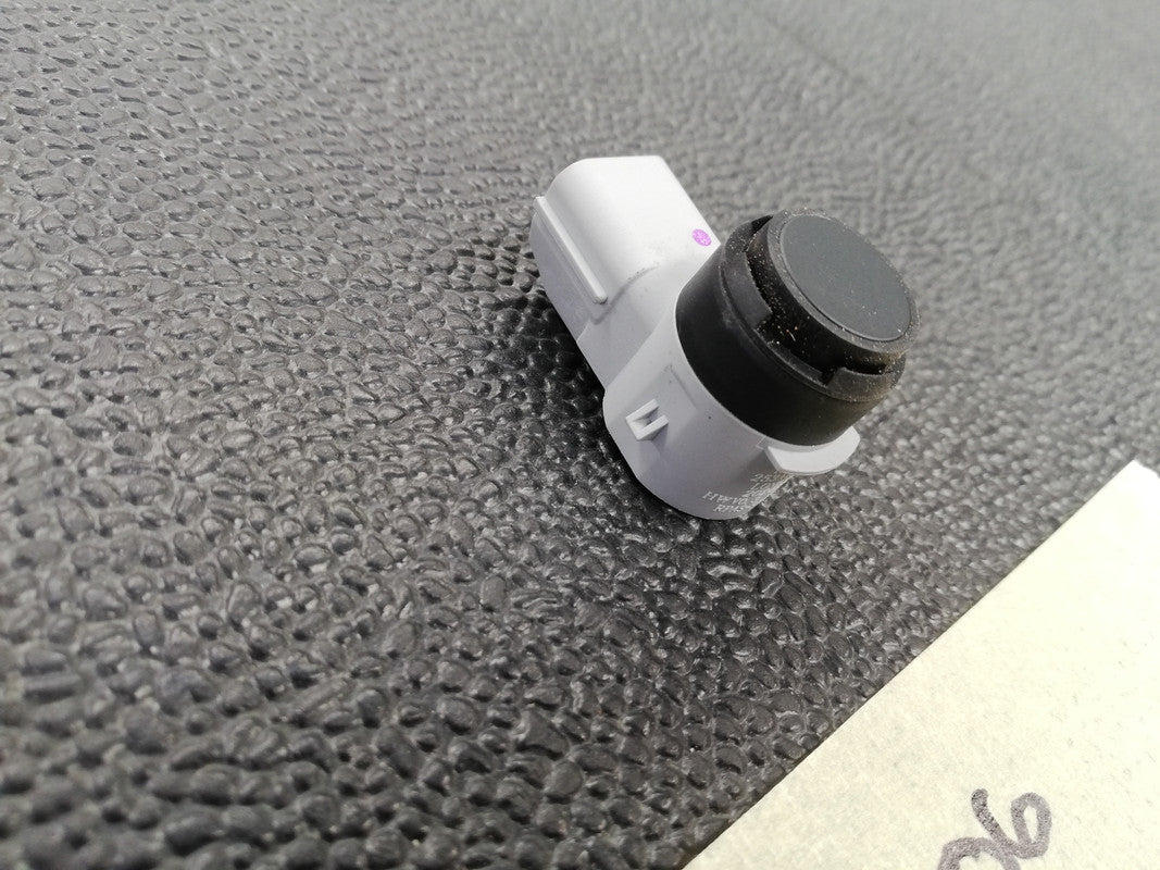 Renault Kwid 1.0 Express 2020 Left Rear Outer PDC Sensor