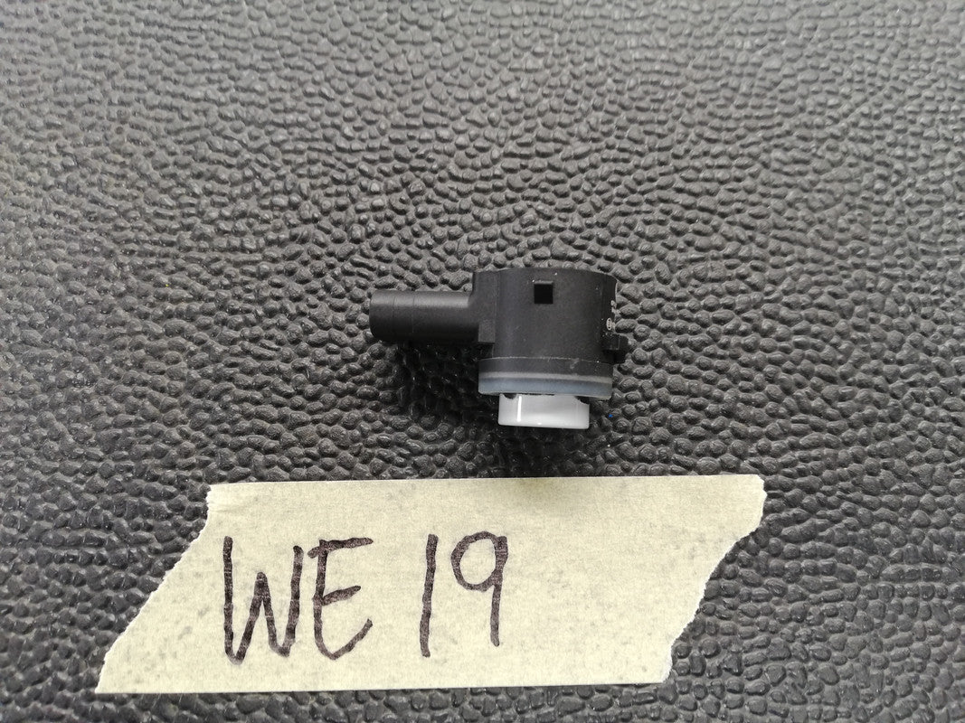 Volkswagen Polo 2020 Front Inner PDC Sensor