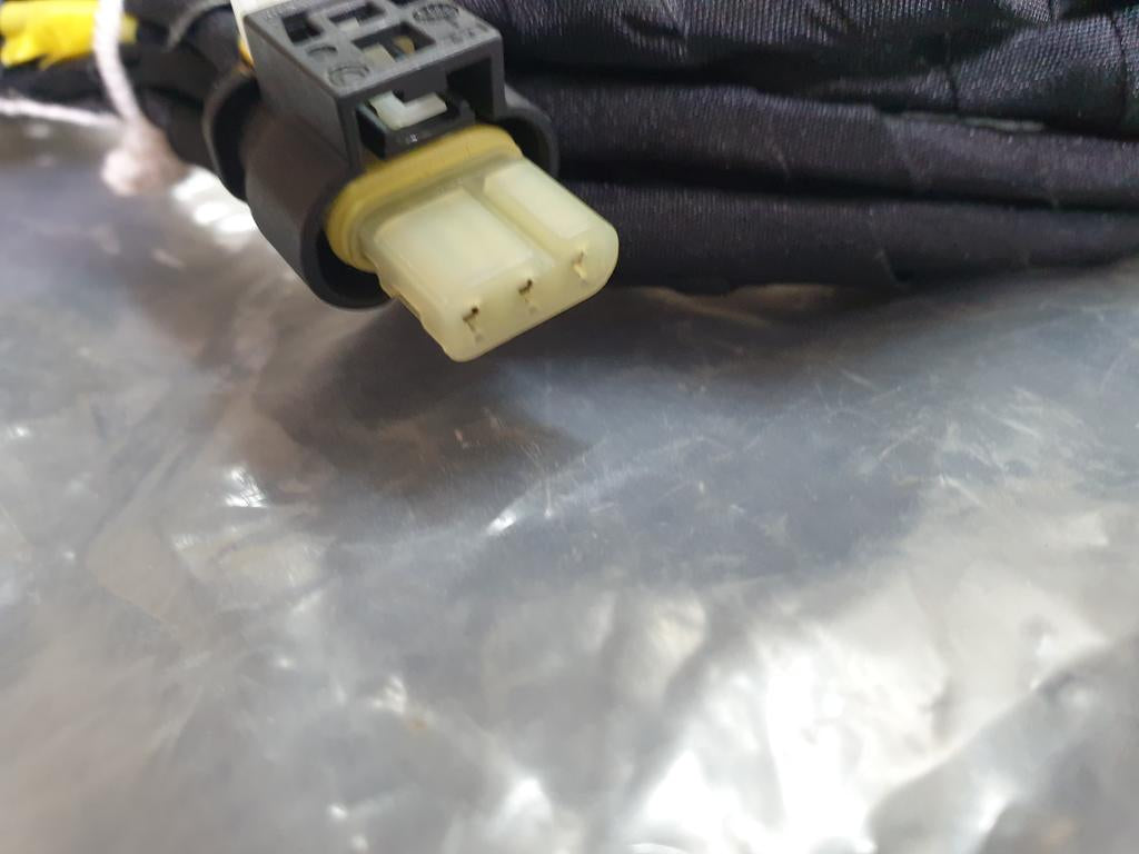 Mercedes-Benz GL X164 Front Bumper Parking Wiring Harness