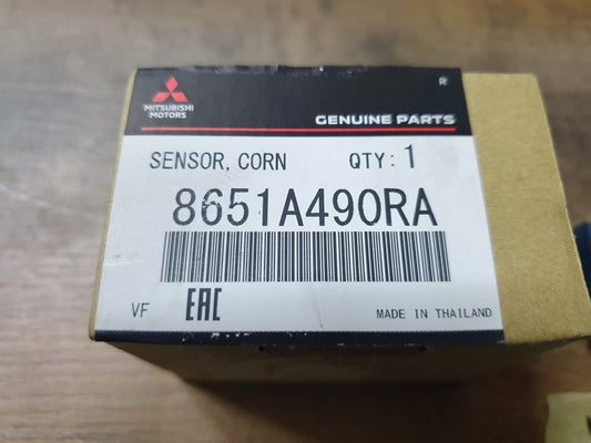Original New Mitsubishi Eclipse Cross 2023 Right Front Parking PDC Sensor