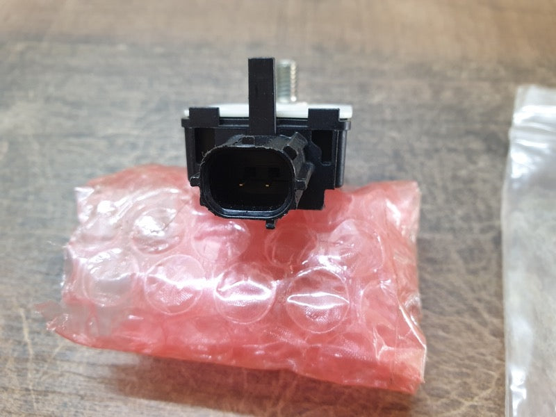Original New Toyota Hilux Left Airbag Sensor
