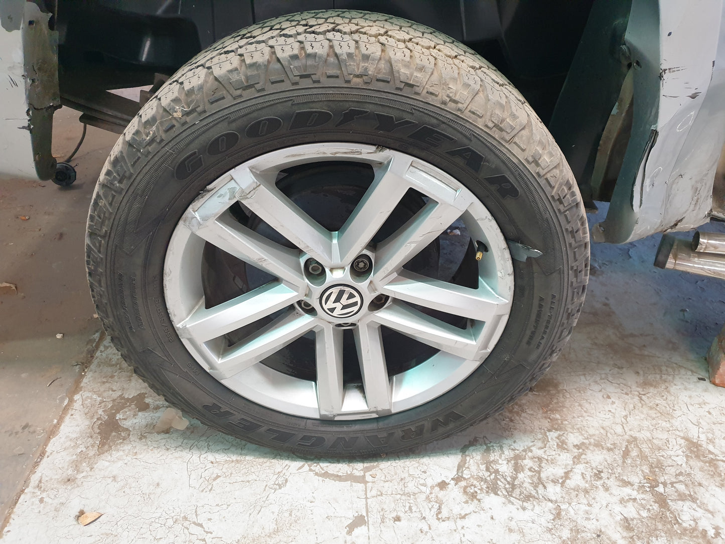 Volkswagen Amarok Double Cab Stripping For Parts