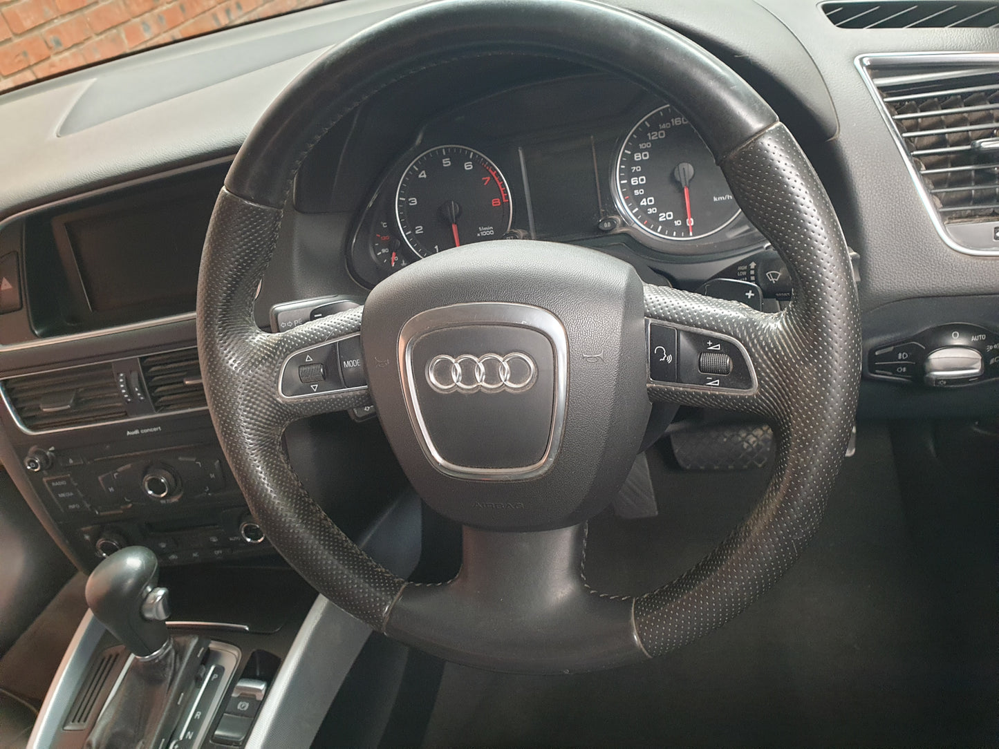 Audi Q5 2012  Stripping For Parts