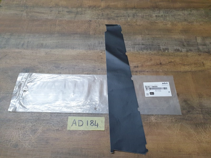 Original New Kia Cerato 2012 Right Rear Door Blackout Foil