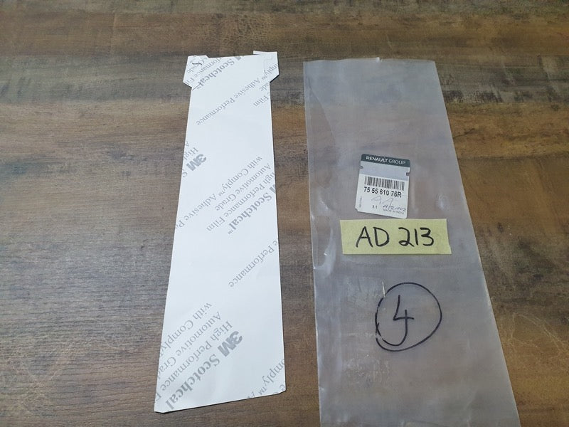 Original New Renault Kiger 2022 Right Rear Door Blackout Foil