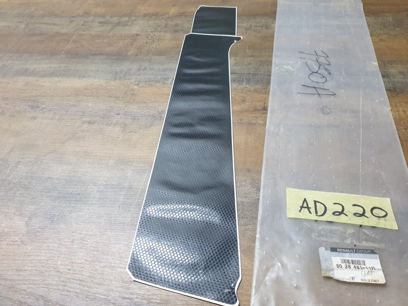 Original New Renault Duster II 2020 Right Front Door Blackout Foil
