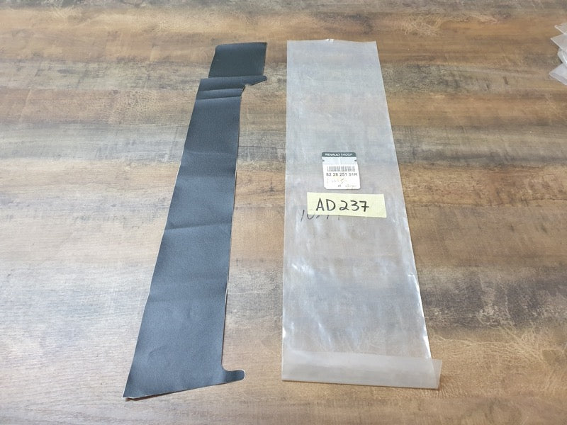 Original New Renault Sandero Stepway 2011 Left Rear Door Blackout Foil