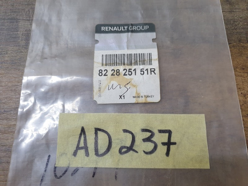 Original New Renault Sandero Stepway 2011 Left Rear Door Blackout Foil