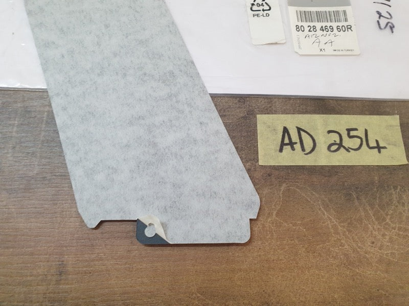Original New Renault Clio IV Right Front Door Blackout Foil