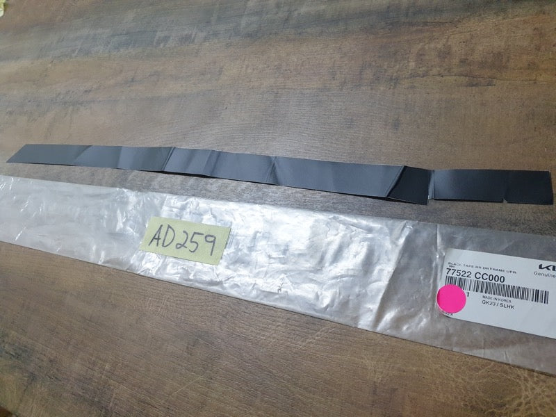 Original New Kia Sonet Right Rear Door Upper Window Frame Blackout Foil