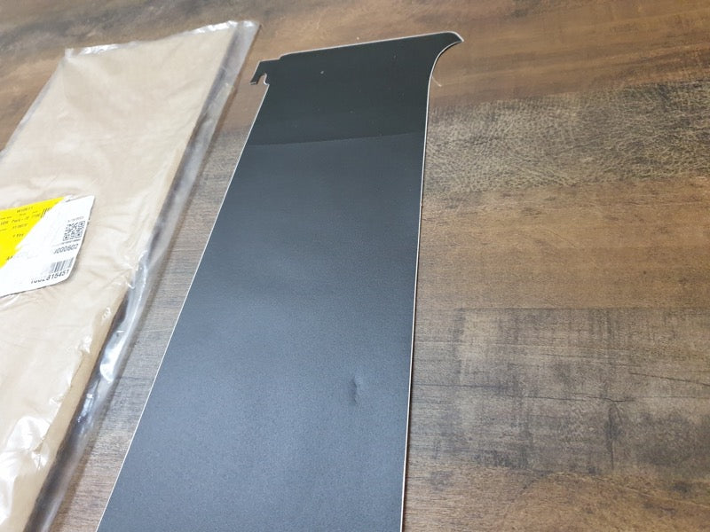 Original New Mercedes-Benz V-Class W447 Right Front Door Blackout Foil