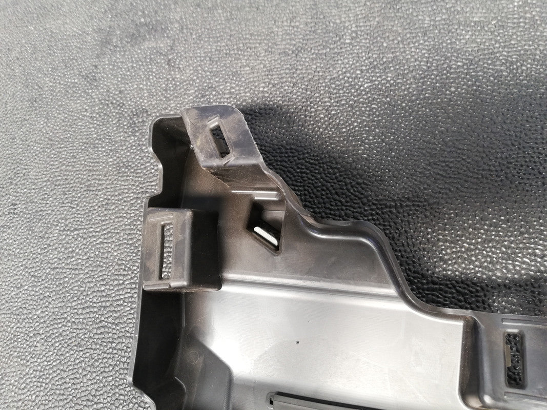 Mercedes-Benz C-Class W206, C180-C250/C200 2022 Right Front Air Duct Cover