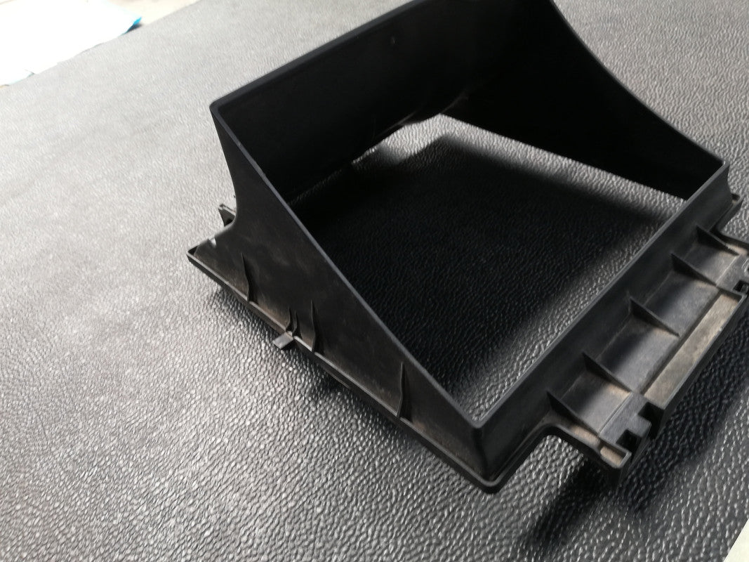 Mercedes-Benz C-Class C180 - C250 AMG 2015 Left Rear Air Duct